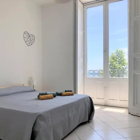 Апартаменти Elephant Sea View *