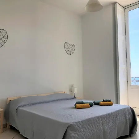 Elephant Sea View Апартаменти *